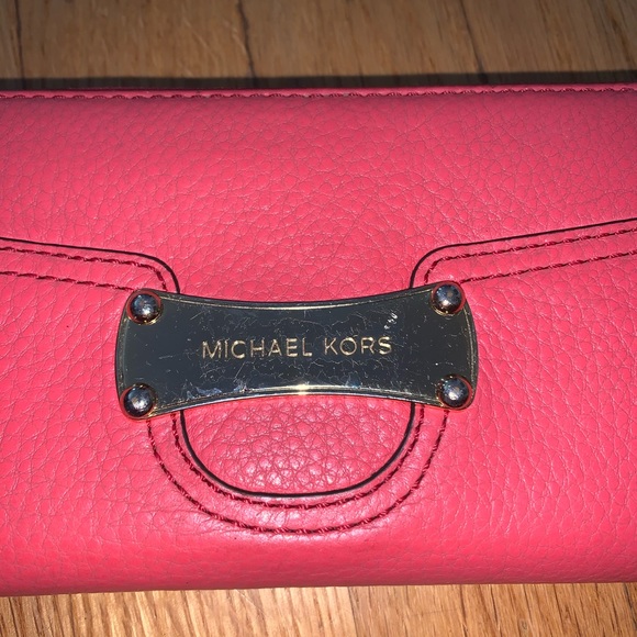 pink michael kors wallet - Picture 2 of 5